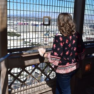 Meet your Posher, Nicole